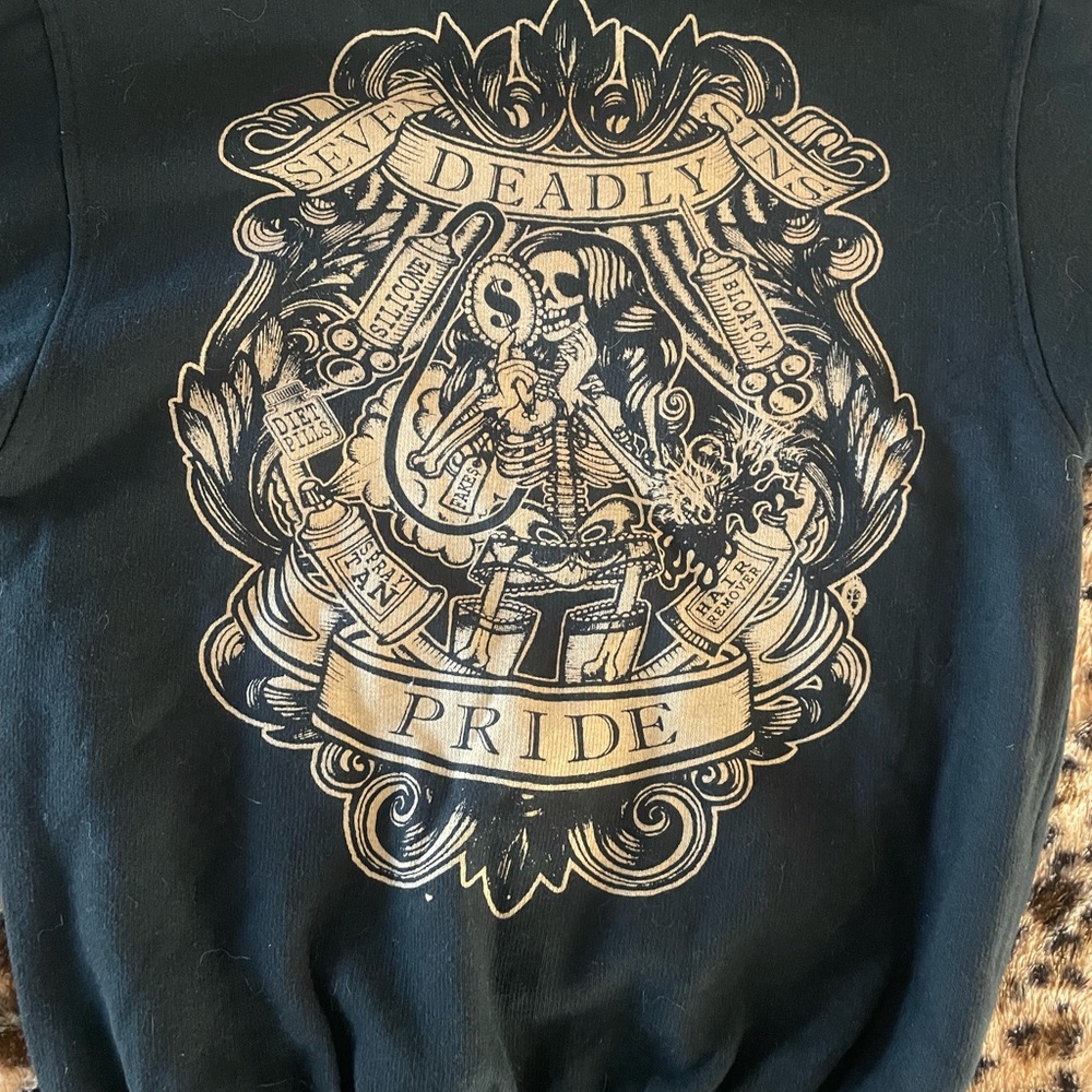 Black Graphic Sweatshirt
